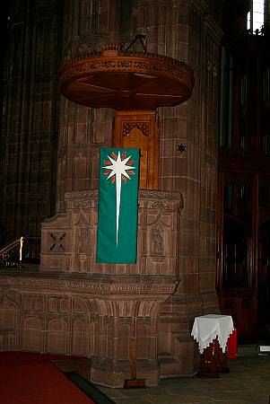 Stockport St George - The Pulpit